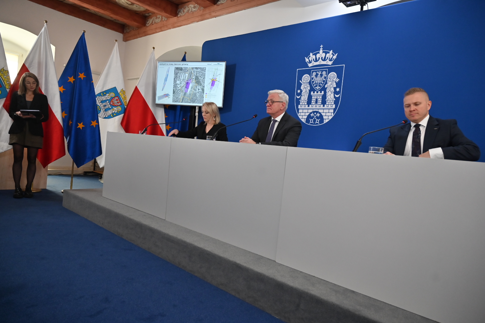 konferencja nowy dworzec poznań - Wojtek Wardejn  - Radio Poznań