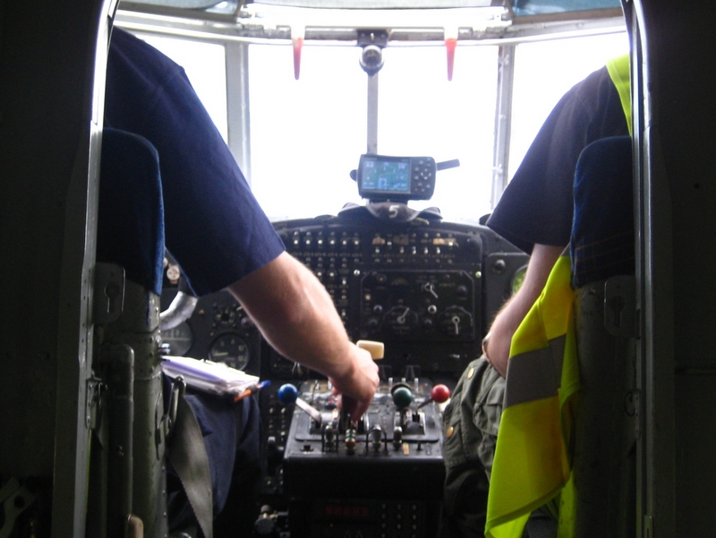 Kabina samolotu, samolot, Ligowiec - Jacek Butlewski