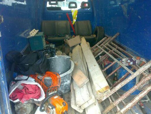 Ciężarówka z nadmiarem pasażerów - Policja/Poznań