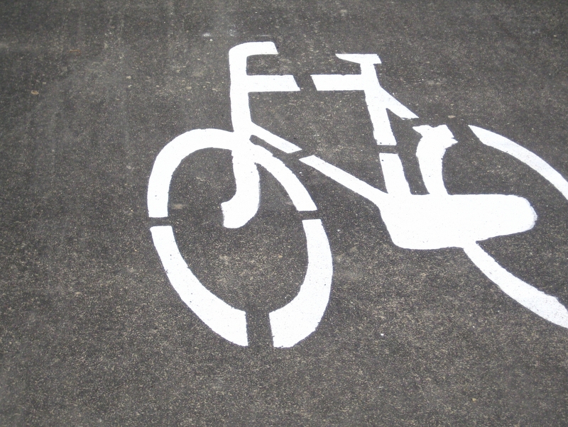 Ścieżka rowerowa - otwarcie, wstęga - Jacek Butlewski