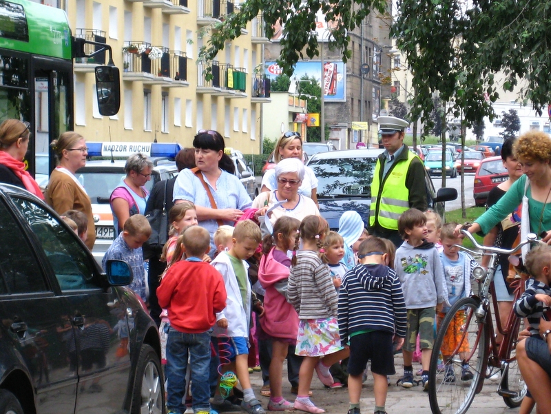 Ewakuacja - ładunek - Dmowskiego - Małgorzata Piechota