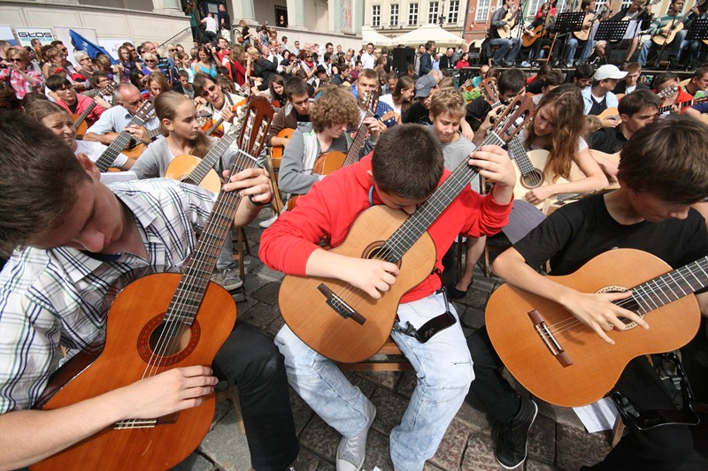 Happenig gitarowy 2012 - Antoni Hoffmann
