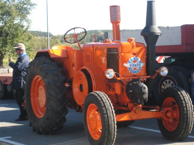 Retro Show - Szreniawa - stare ciągniki - Magda Konieczna