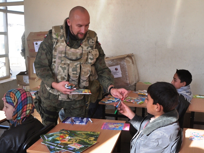 Wózek i zabawki do Afganistanu - Redemtoris Missio