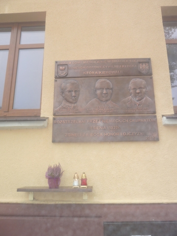 Akcja zapal znicz pamięci w Kłecku 