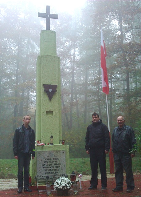 Znicze zapalone w gm. Duszniki