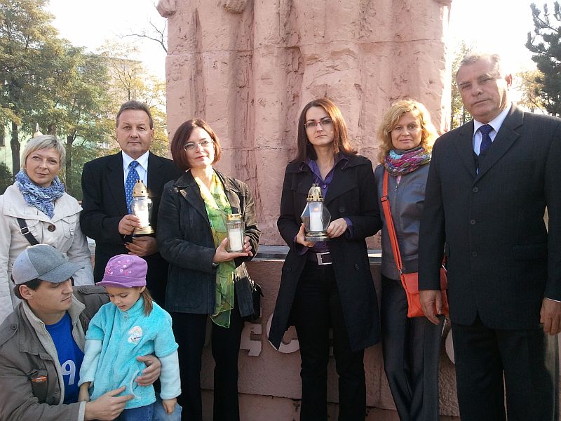 Zapal znicz pamięci 2012 - Uroczystości w Turku Fot. Dariuszy Młynarczyk 