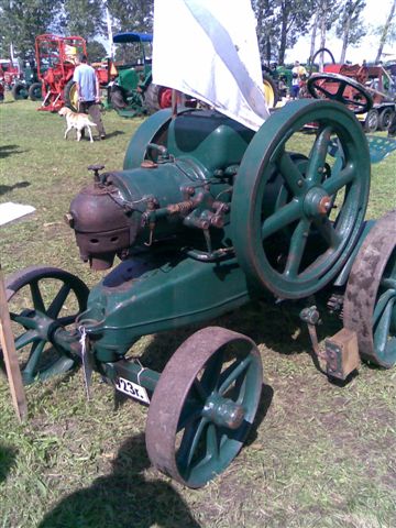 zabytkowy ciągnik rolniczy - Jacek Marciniak