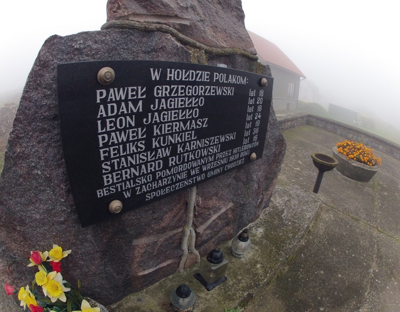 Zapal Znicz Pamięci 2012 Zacharzyn