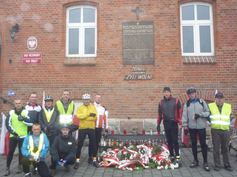 Rajd Rowerzysto Zapal Znicz Pamięci