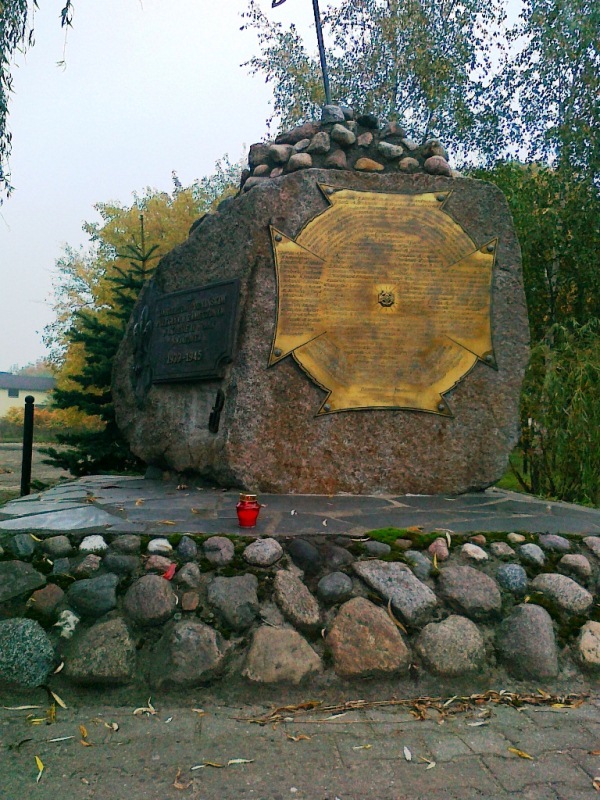 Zapal znicz pamięci 2012 - Poznań Fot. Jacek Olejniczak