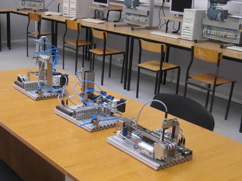 Pracownia automatyki-mechatroniki - Anna Skoczek