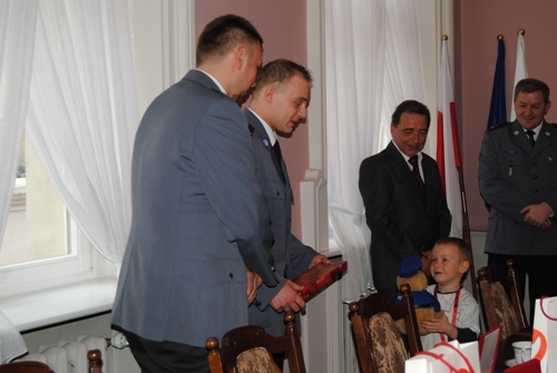 Kryształowe gwiazdy dla policjantów - Policja/Gniezno