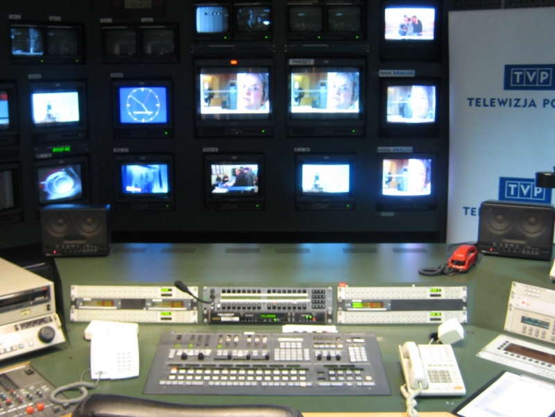 Telewizja - wyłączenie sygnału - Wojciech Chmielewski