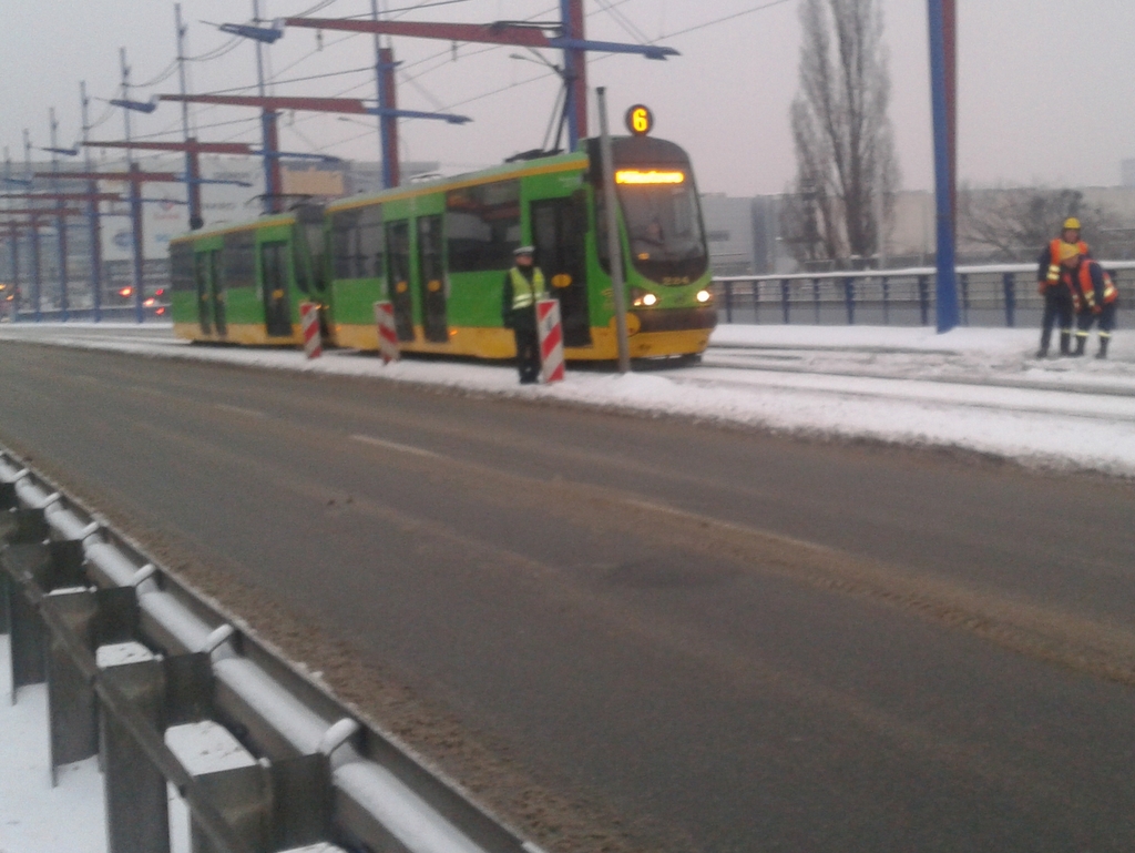 Tramwaje - Most Dworcowy - zima - Szymon Mazur
