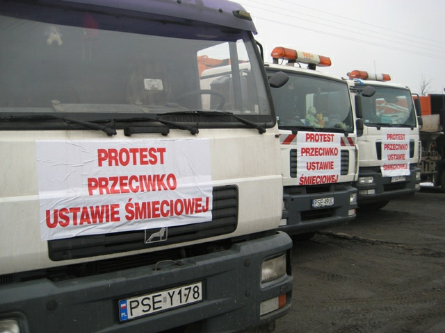 protest Śrem ustawa śmieciowa 1 - Rafał Regulski