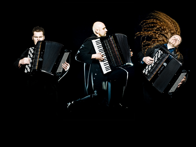 Motion Trio - CK ZAMEK