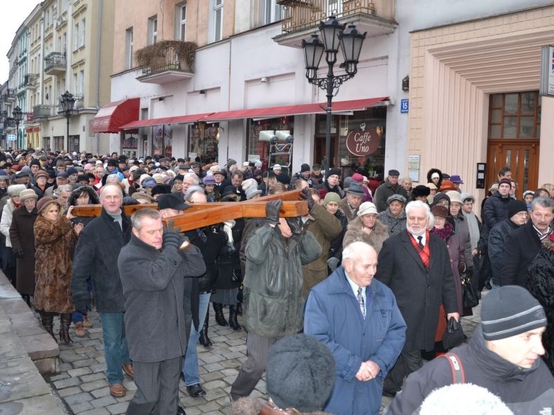 Droga Krzyżowa w Kaliszu - 2013 - Danuta Synkiewicz
