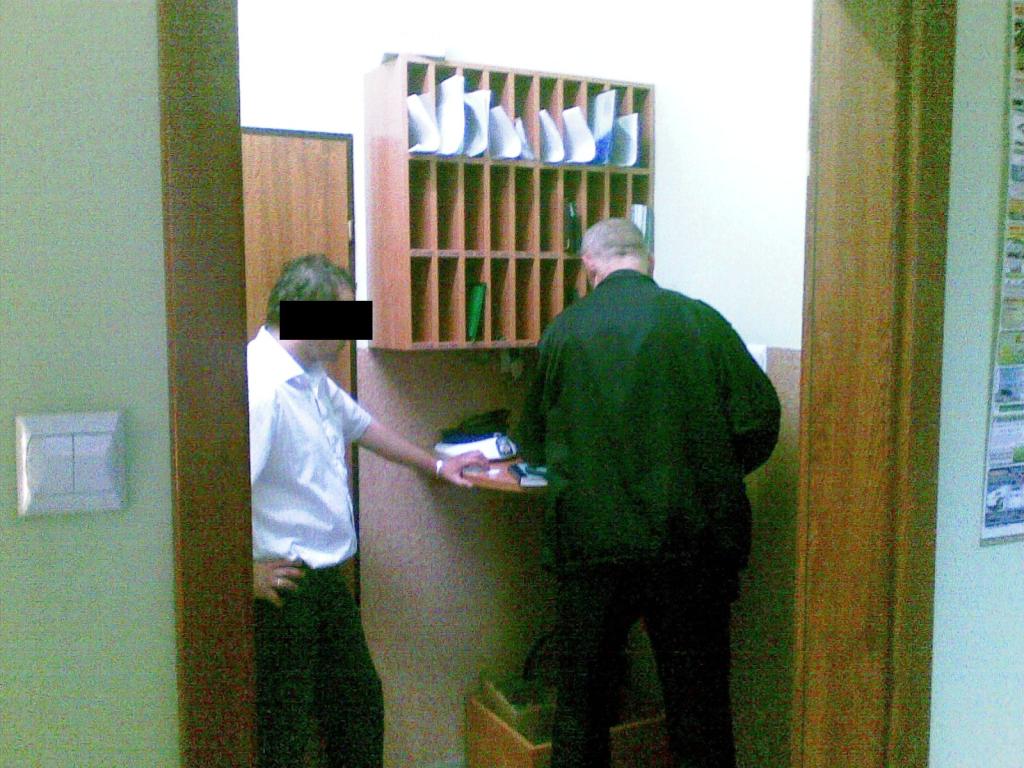 Zatrzymany kierowca autobusu 20100609 - Policja