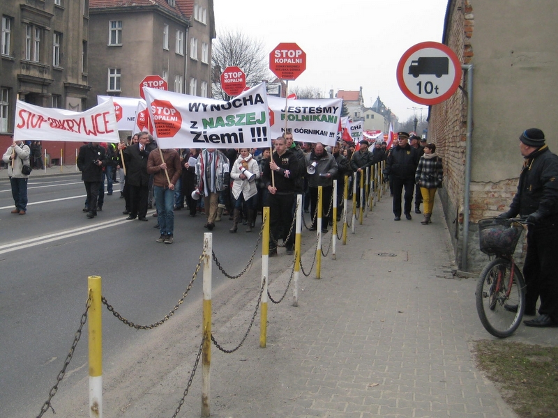 Przeciwko odkrywce PAK - Jacek Marciniak