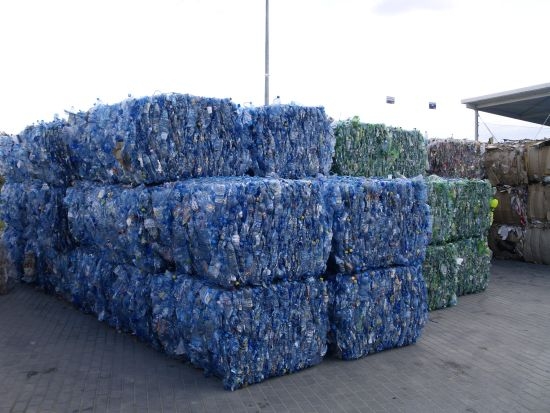 Śmieci posegregowane - Jarosław Wardawy