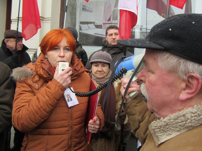 Pikiety ws. Ewy Wójciak - pro i kontra - Magda Konieczna