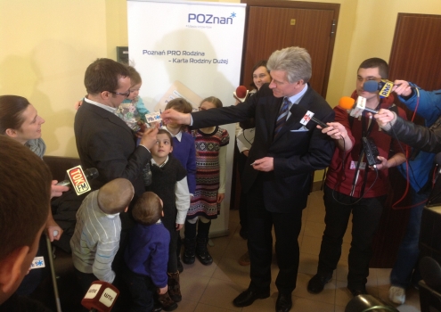 Karty rodziny dużej - Urząd Miasta Poznania