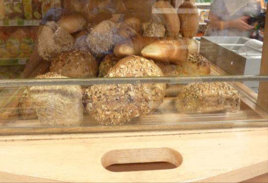 żywność fałszowana, ryba, chleb, pieczywo, jedzenie - WIH Poznań