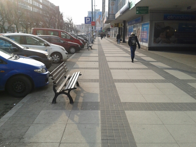 Ulica Święty Marcin, ławki - Szymon Mazur