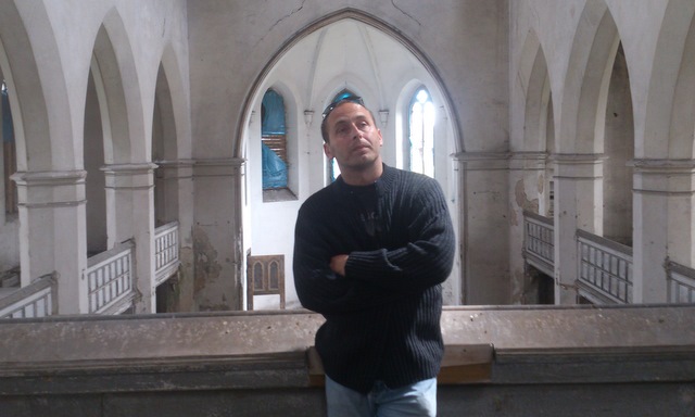 policjant kupił kościół - Kamil Hońko