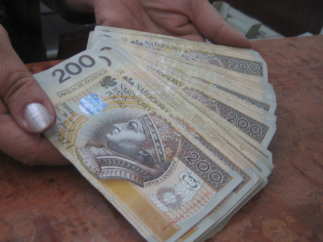 banknoty pieniądze - Jacek Butlewski