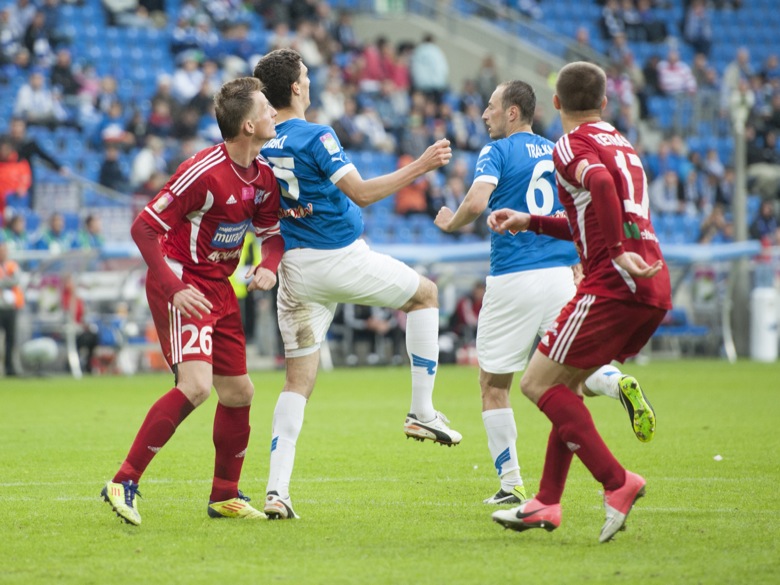 Lech - Podbeskidzie Bielsko-Biała - Przemek Modliński