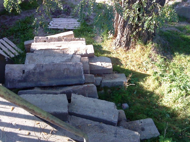 zamek i kamienie Konin - Iwona Krzyżak