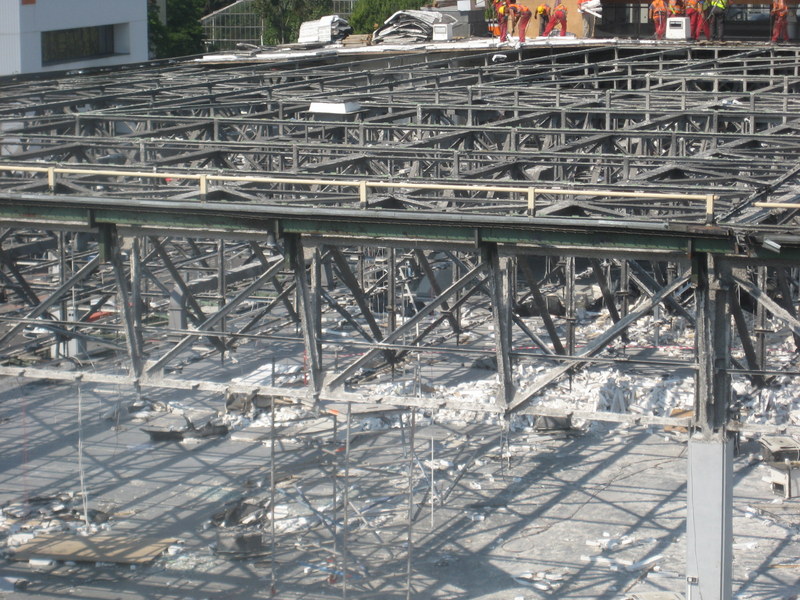 wyburzanie hali (22) - Jacek Butlewski