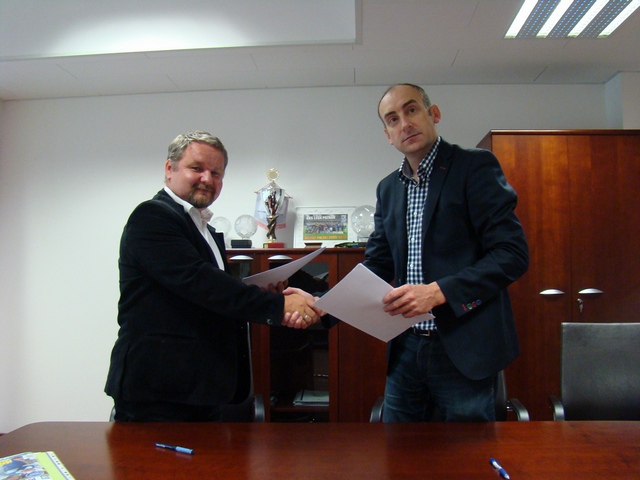 umowa Lecha z Merkurym - Piotr Niewiarowski