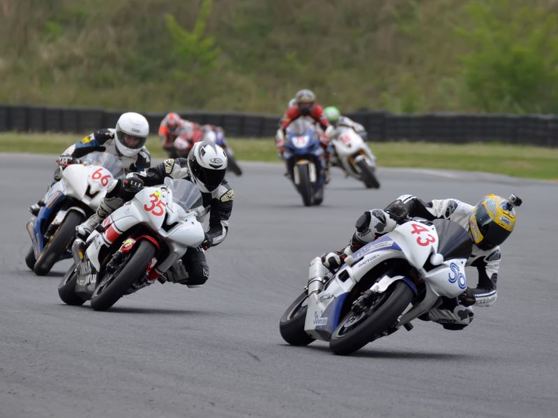 Alpe Adria na Torze Poznań - motocykle, ścigacze - Automobilklub Wielkopolski