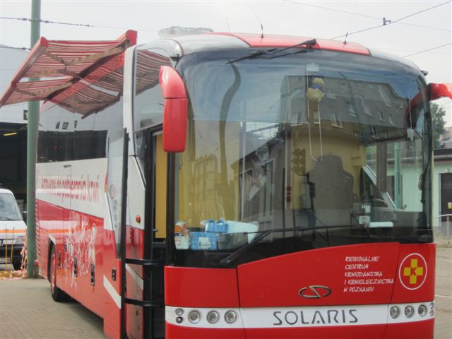 Krwiobus latem, oddawanie krwi - Magda Konieczna