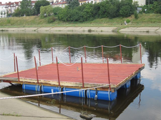 Tratwa - spływacy - Magda Konieczna