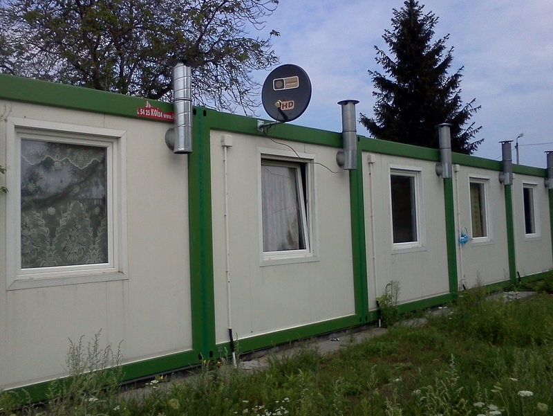 Kontenery mieszkalne, Średzka - Adam Michalkiewicz