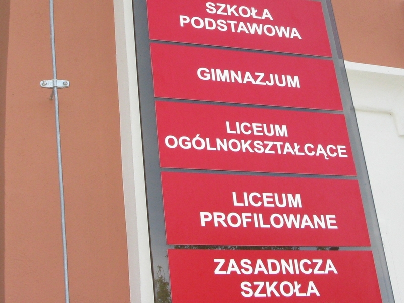 szkola_podstawowa_gimnazjum_liceum - Radio Merkury