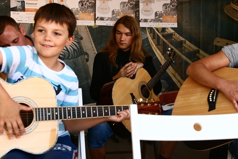 Akademia Gitary Kontener Art - Polska Akademia Gitary