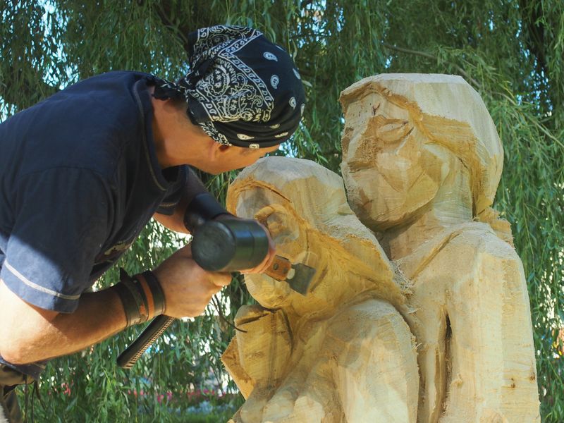 Wielki_Powrot_Rzezb_2013_08 - Mateusz Wachowiak - iszamotuly.pl