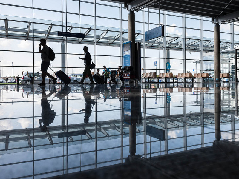 Ławica, lotnisko, terminal, odloty - PPL Ławica