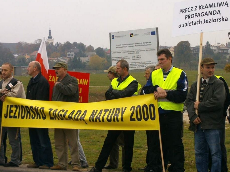 jeziorsko_pikieta - Iwona Krzyżak