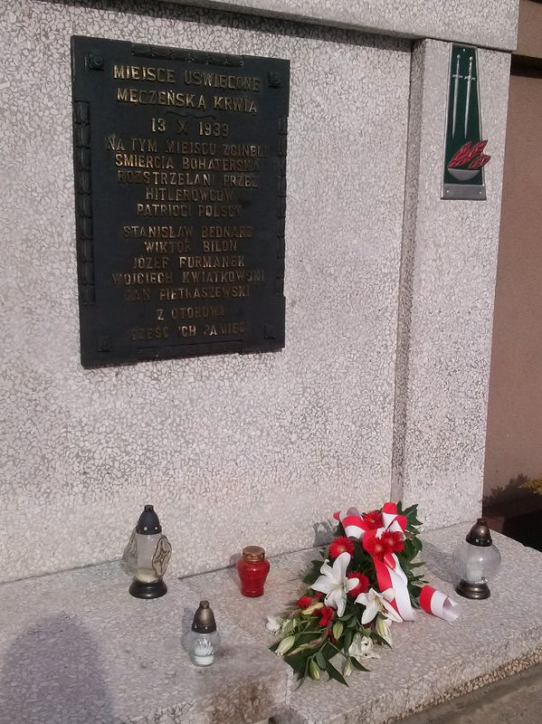 Uczestniczka półmaratonu zapaliła znicz w Szamotułach