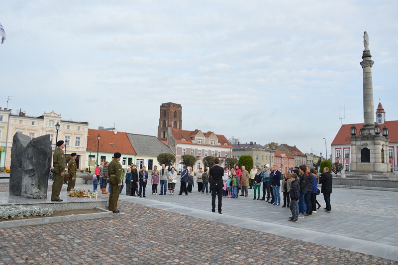 Zapal znicz na rynku w Gostyniu