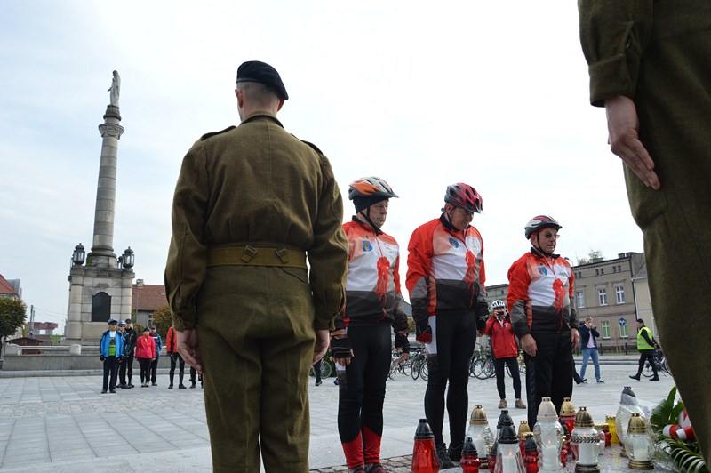 Zapal znicz na rynku w Gostyniu