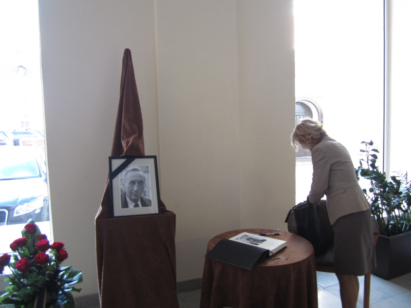 mazowiecki ksiega kondolencyjna - Adam Michalkiewicz