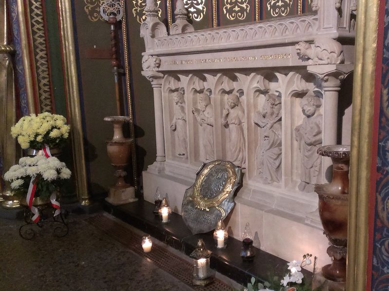 krypta_mieszkaI - Adam Michalkiewicz