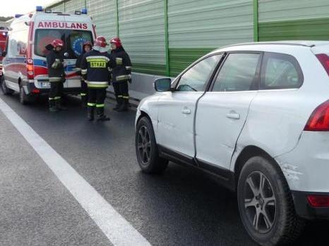 wypadek na autostradzie - Państwowa Straż Pożarna